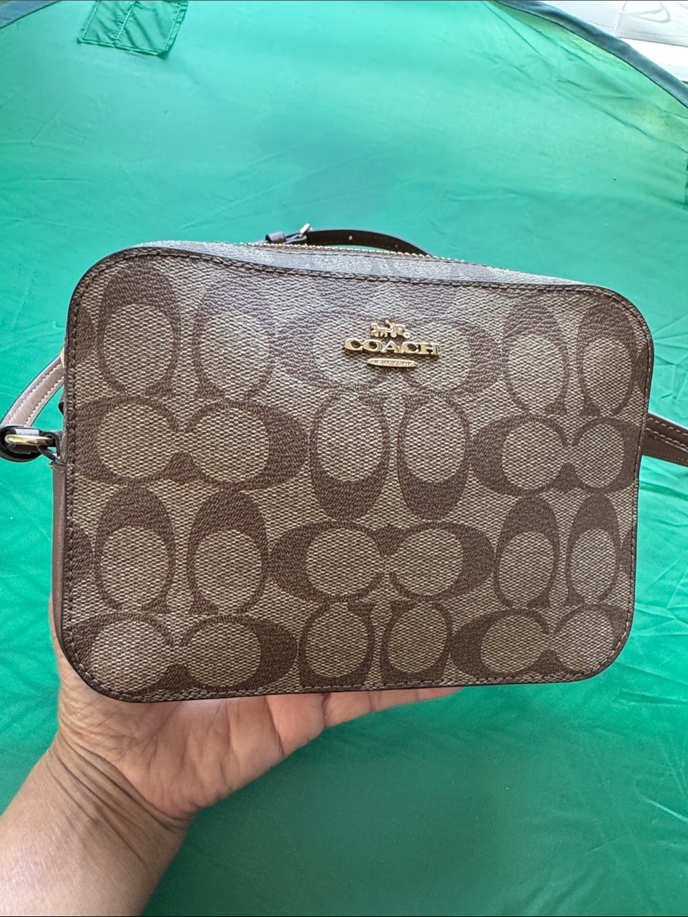 🤎Coach Mini Jamie🤎 Camera Bag
Signature Canvas Brown
Crossbody Handbag 🤎